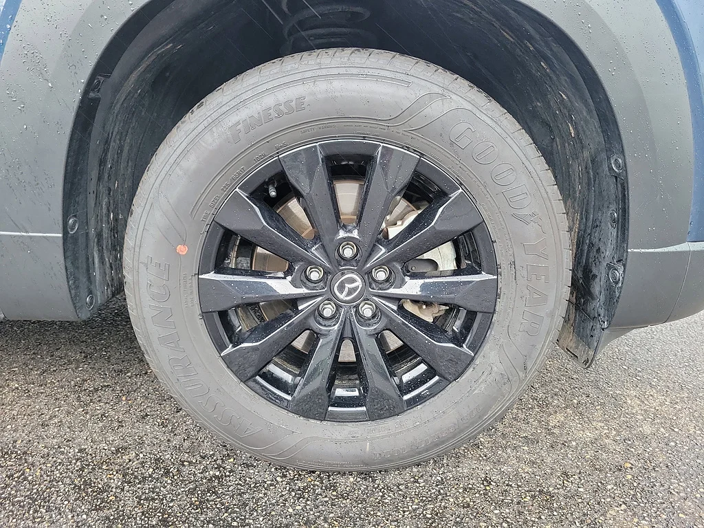 Used 2026 Ingot Blue Metallic Mazda 2.5 S Preferred image 5