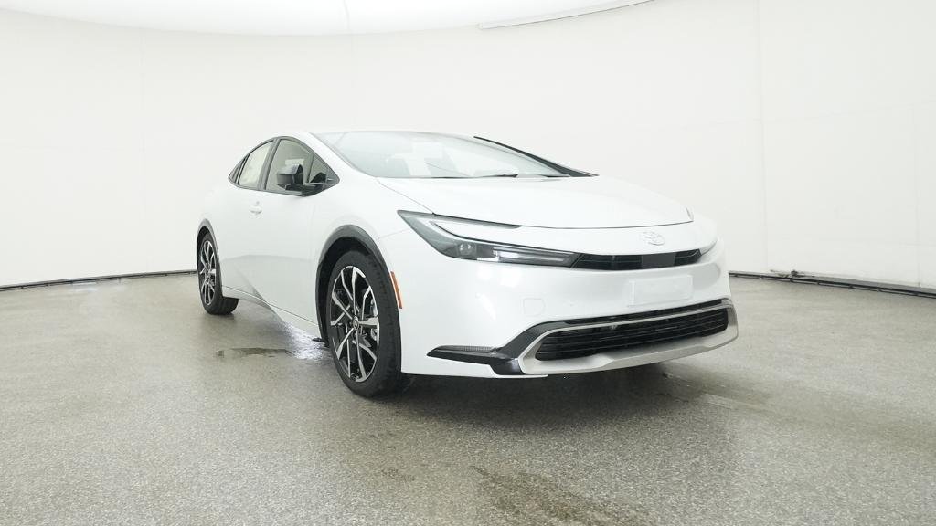 New 2026 Wind Chill Pearl Toyota XSE image 17