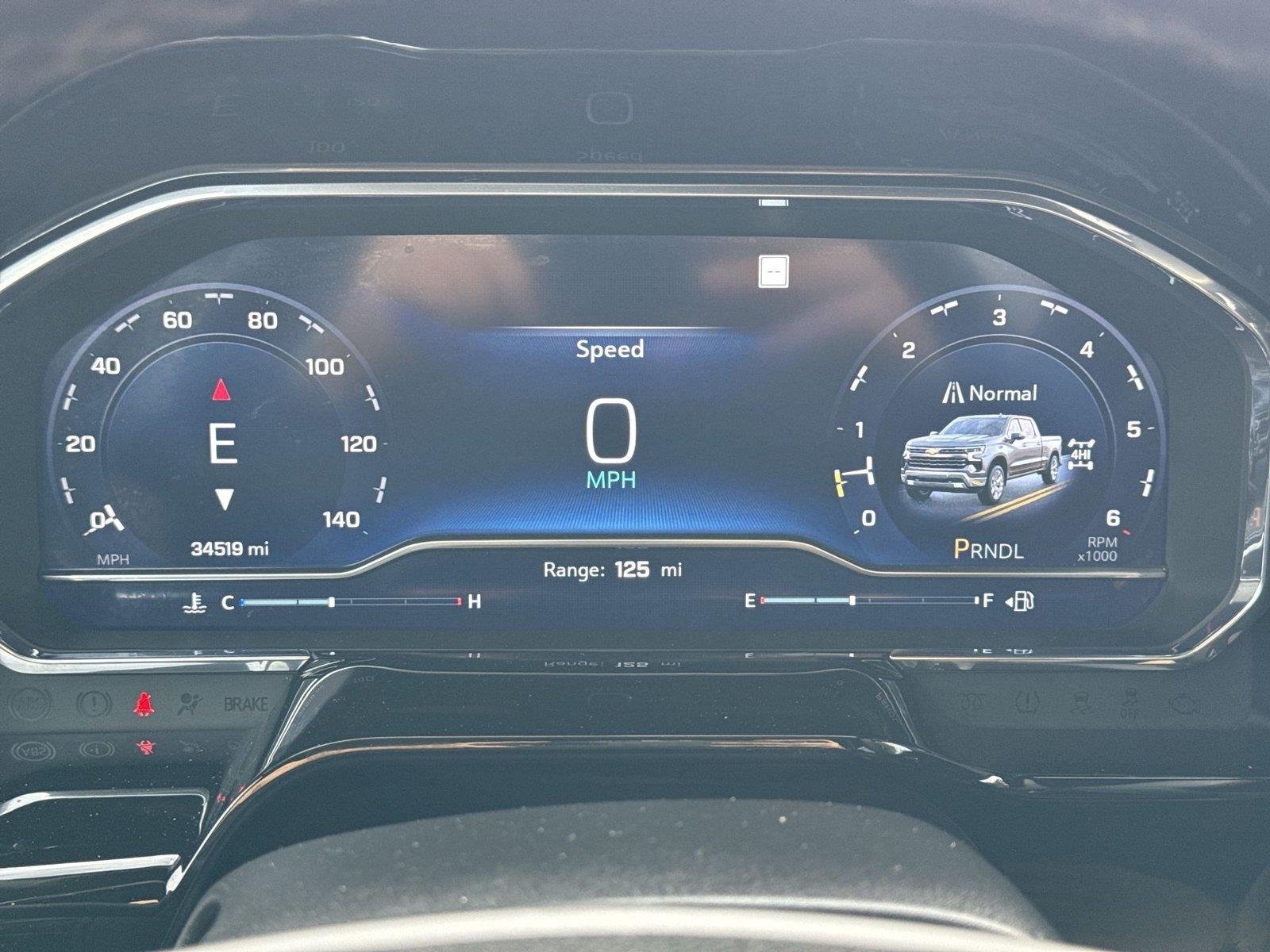 2022 Chevrolet Silverado 1500 RST - Photo 11