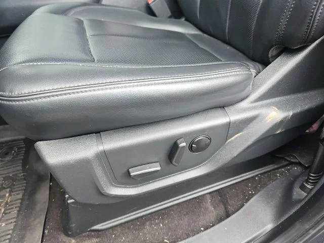 Used 2023 Gray Ford XLT image 18