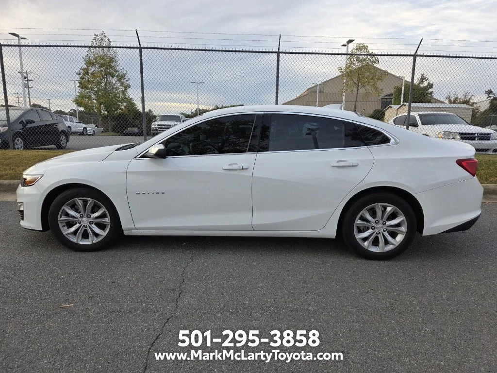 Used 2023 White Chevrolet LT image 7