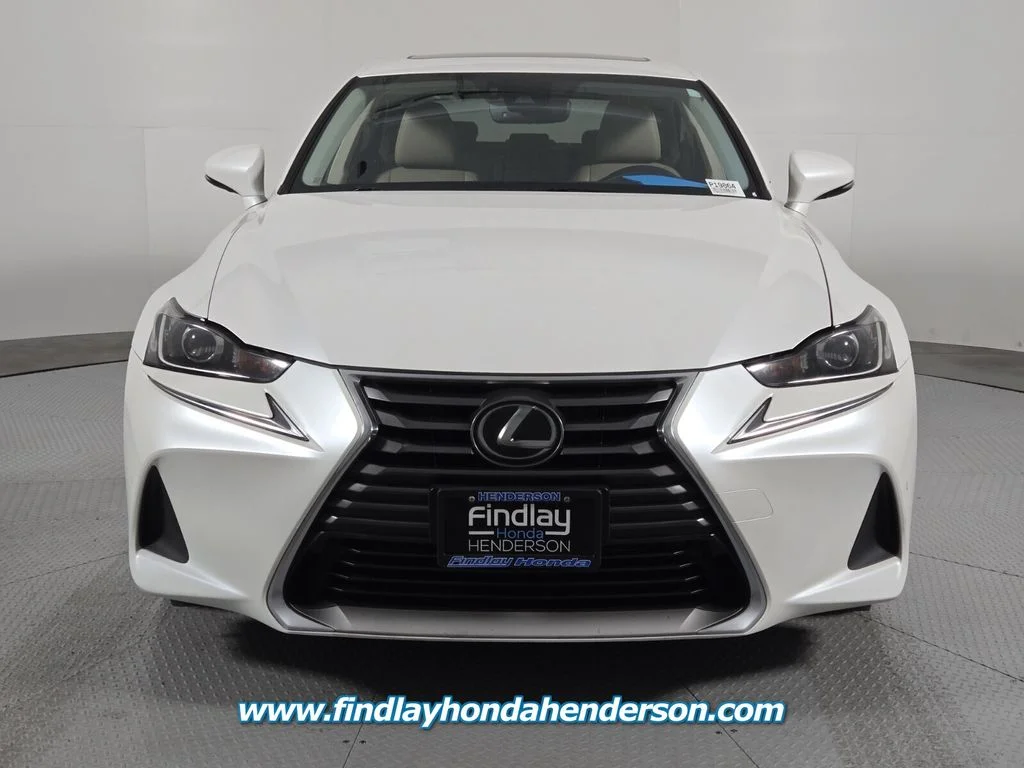 2020 Lexus IS 300 - Photo 8