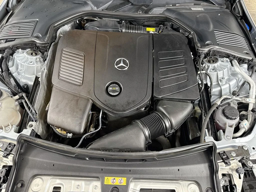 Used 2022 Silver Mercedes-Benz C 300 image 31