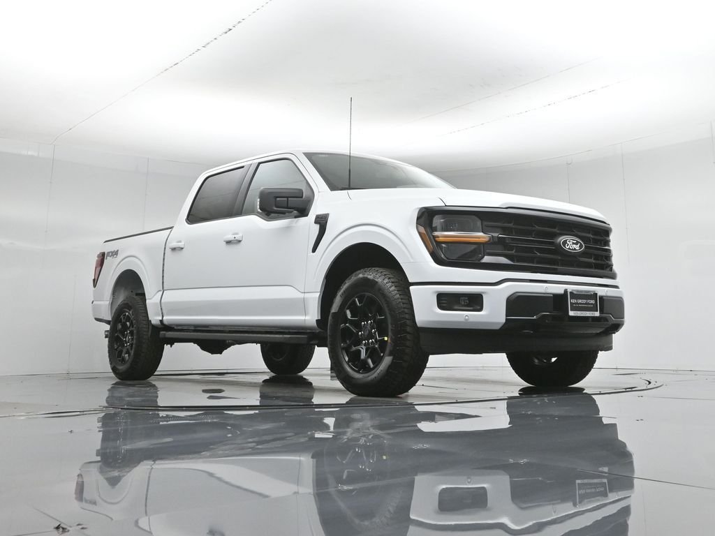 New 2026 Oxford White Ford XLT image 46