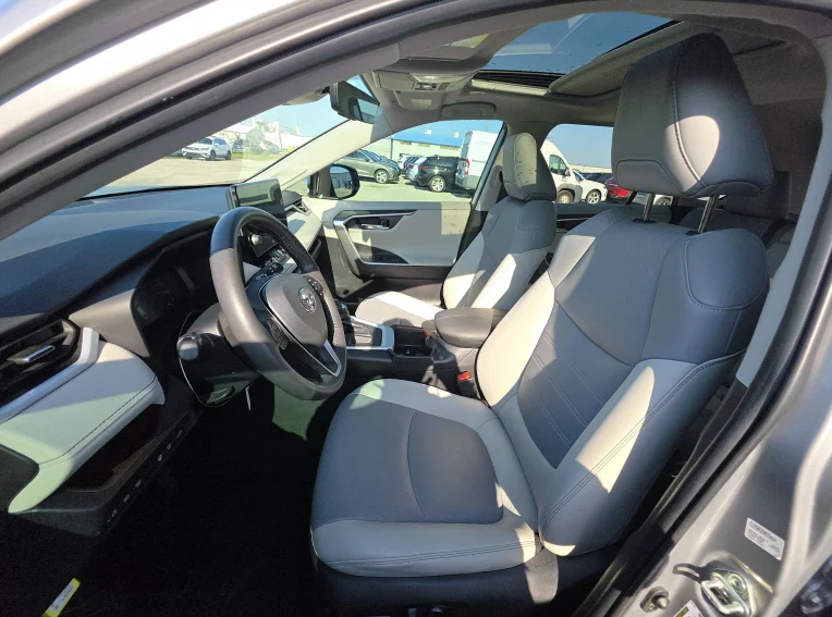 Used 2023 Silver Toyota Limited image 3