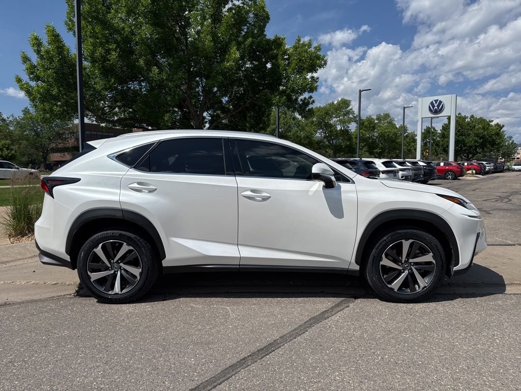 Used 2020 White Pearl Lexus 300 Base image 6
