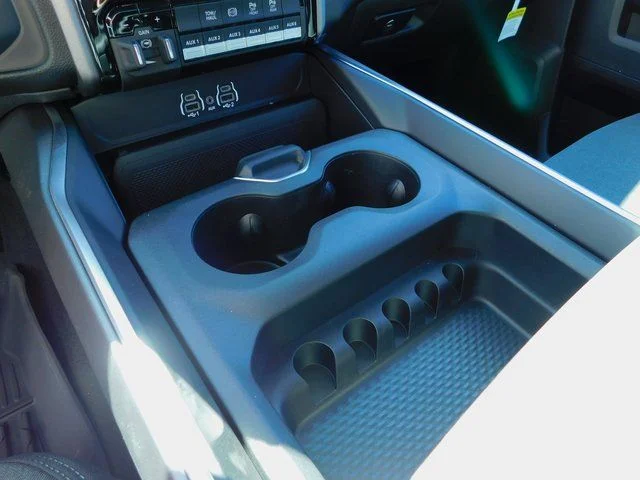 2026 RAM 3500 Big Horn - Photo 14
