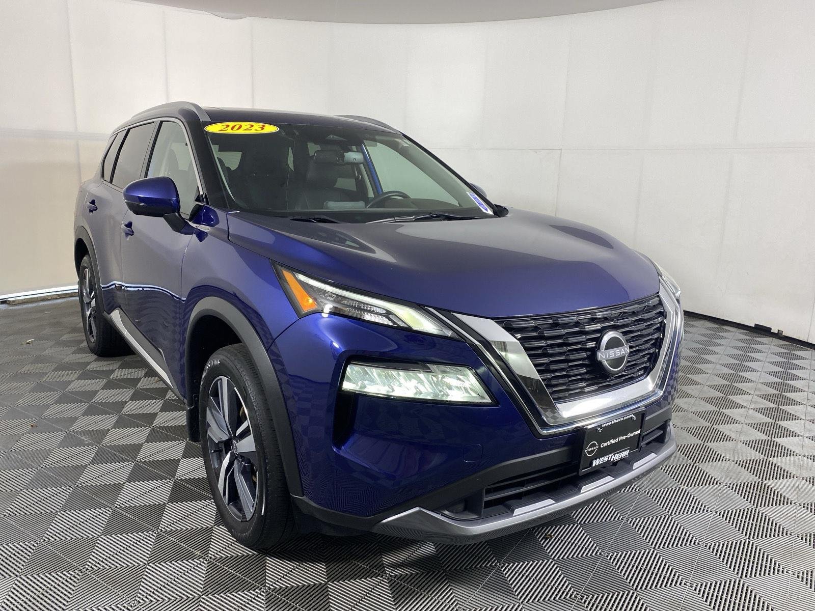 Certified Used 2023 Caspian Blue Metallic Nissan SL image 11
