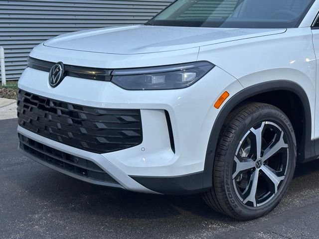 New 2026 Pure White Volkswagen 2.0T SE image 8