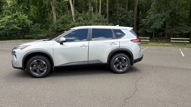 Used 2024 Brilliant Silver Metallic Nissan SV image 4
