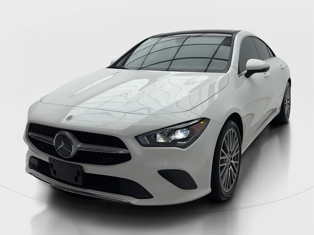 Used 2022 White Mercedes-Benz CLA 250 image 4