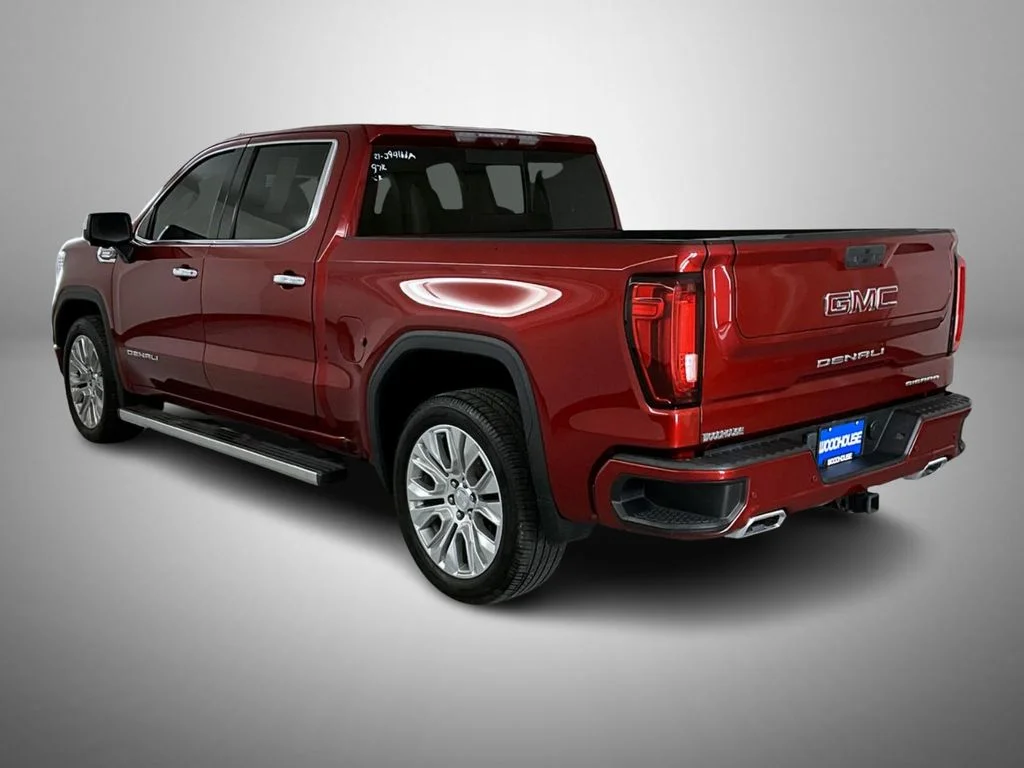 Used 2021 Red GMC Denali image 7