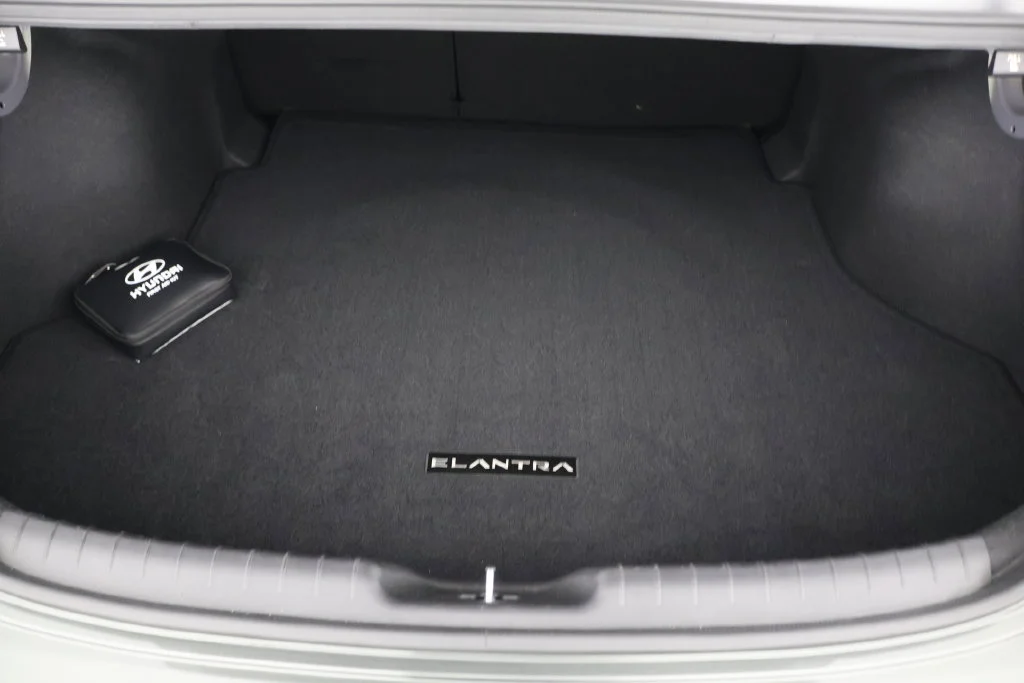 Certified Used 2025 Gray Hyundai SEL Convenience image 22
