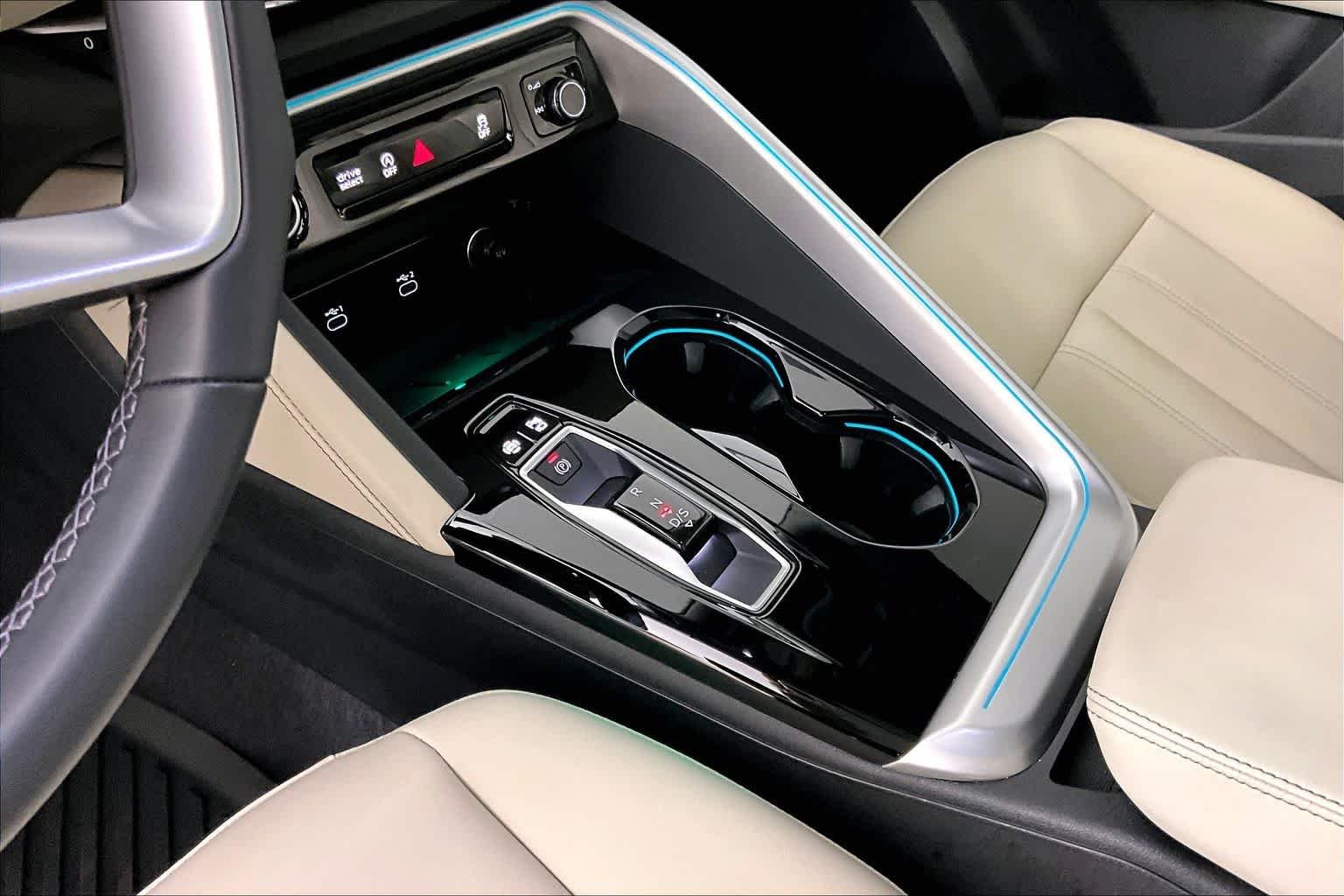 Used 2026 Daytona Gray Pearl Effect Audi Premium image 15