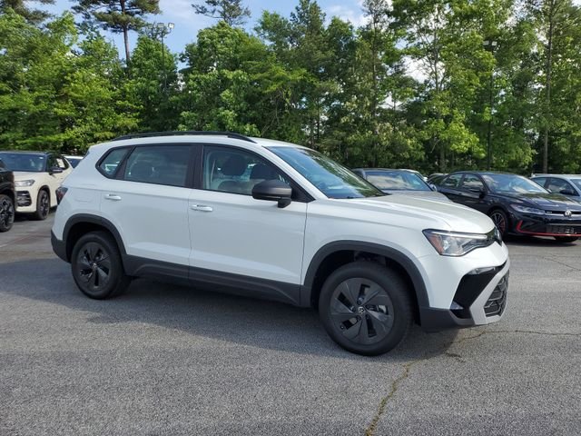 New 2026 White Volkswagen 1.5T S image 3