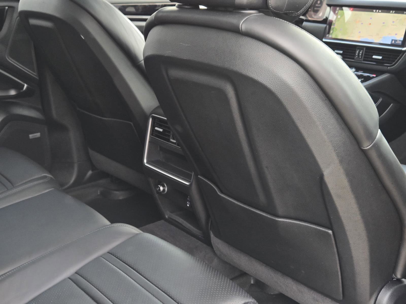 Used 2020 White Porsche Base image 29