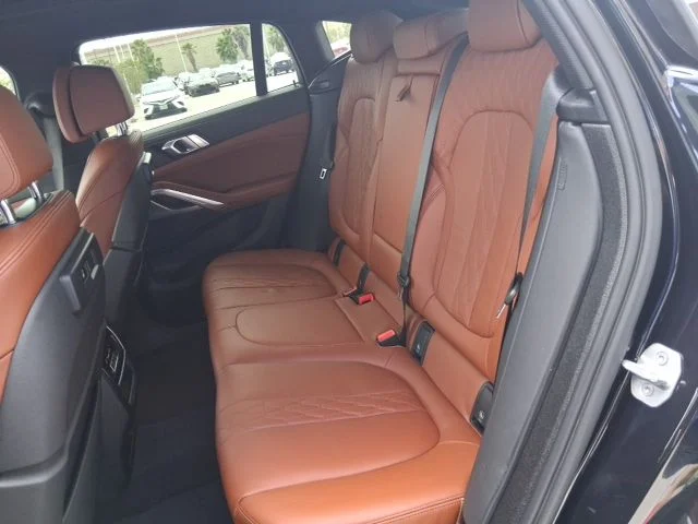 Used 2023 Black BMW xDrive40i image 16