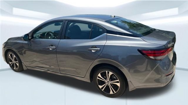 Used 2020 Gray Nissan SV image 4