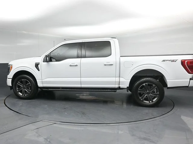 Certified Used 2023 Oxford White Ford XLT image 5
