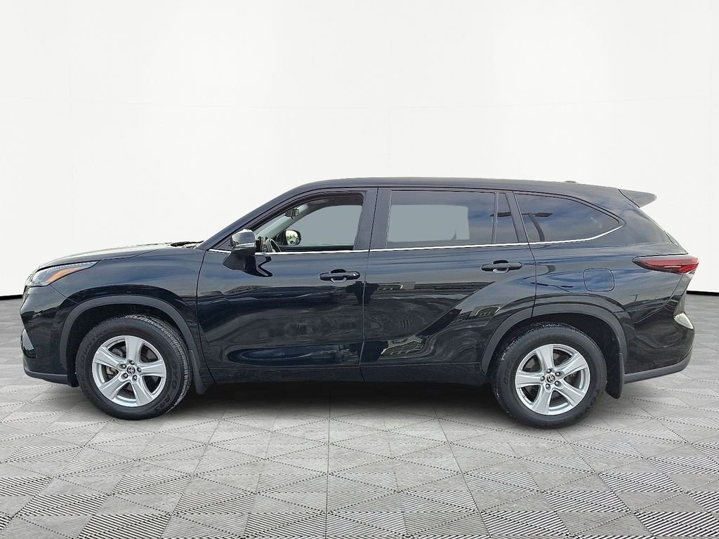 Used 2024 Midnight Black Metallic Toyota LE image 4