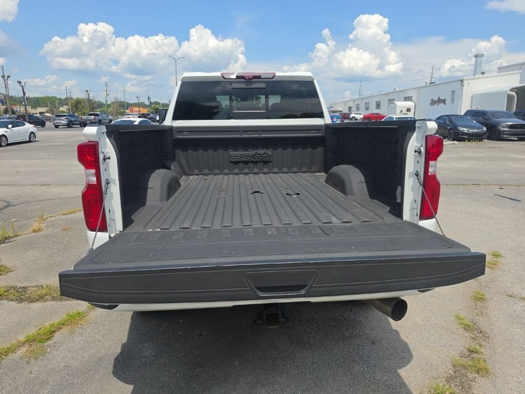 Used 2023 SUMMIT WHITE Chevrolet High Country image 16