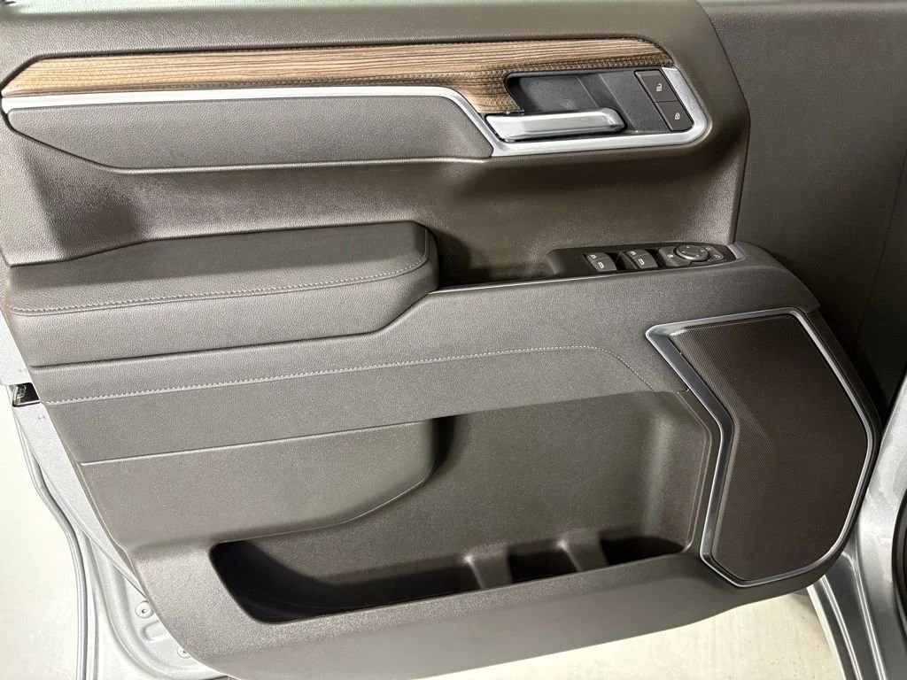 New 2026 Sterling Gray Metallic Chevrolet RST image 15