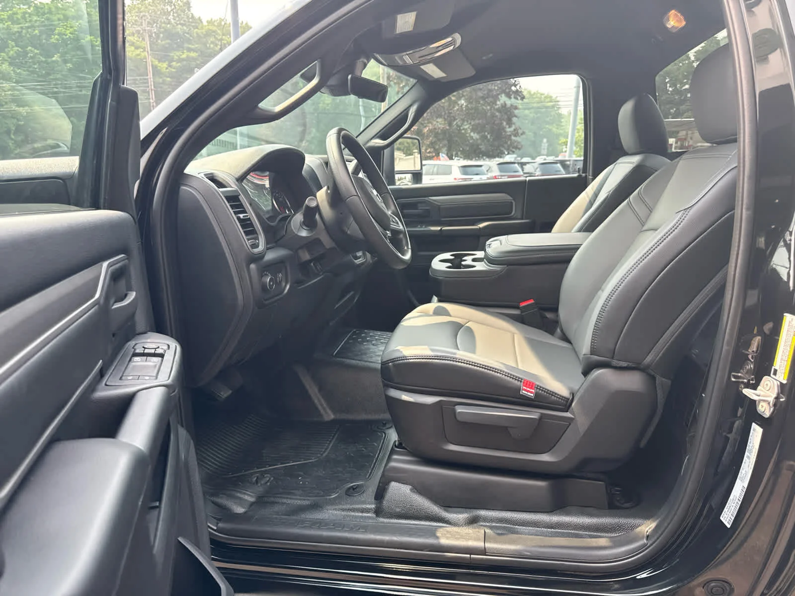 New 2026 Diamond Black Crystal Pearlcoat Ram Tradesman image 9