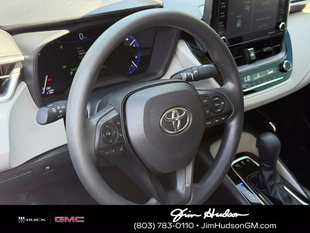 Used 2022 Off-white Toyota Hybrid LE image 16