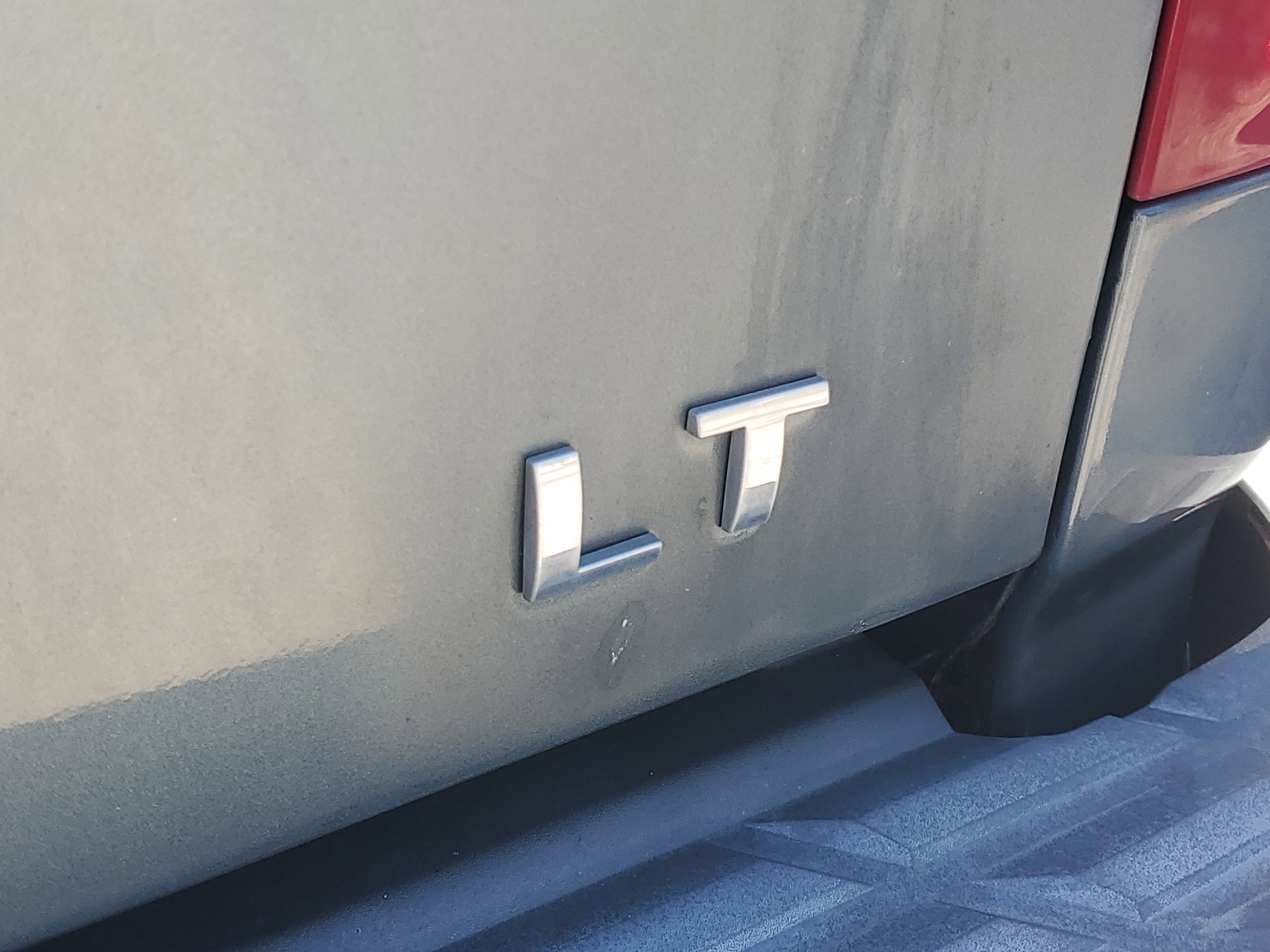 Used 2011 Blue Granite Metallic Chevrolet LT image 7