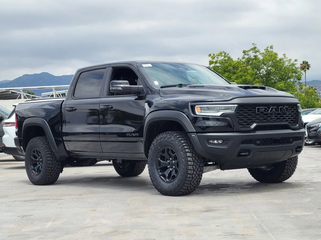 New 2026 Diamond Black Crystal Pearl-Coat Exterior Paint RAM RHO image 29