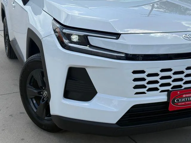 Certified Used 2026 ICE CAP Toyota LE image 35