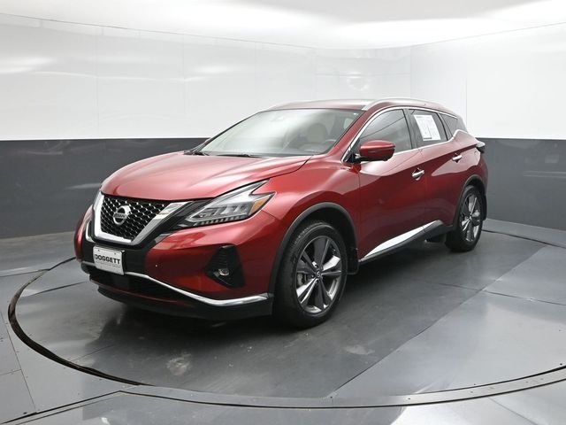 Used 2022 Red Nissan Platinum image 34