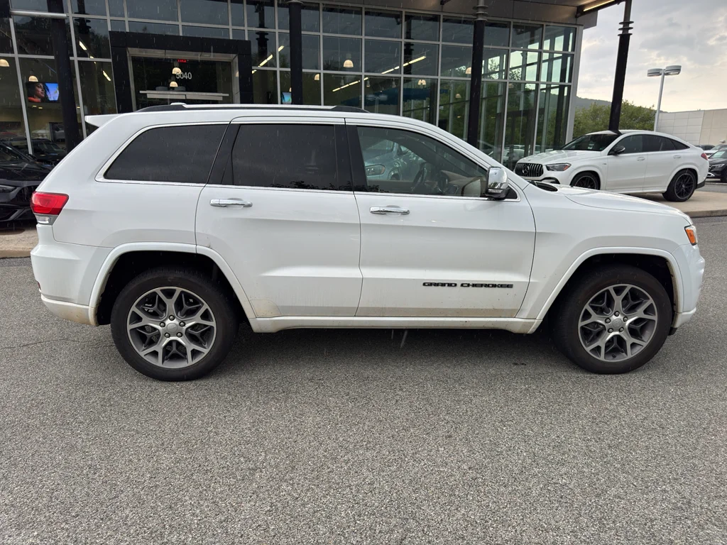 Used 2020 Bright White Clearcoat Jeep Overland image 5