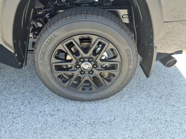 New 2026 Midnight Black Metallic Toyota  SR5 image 15
