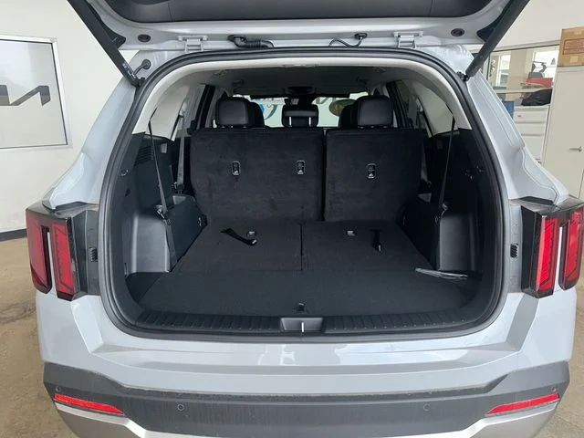 2026 Kia Sorento EX - Photo 22