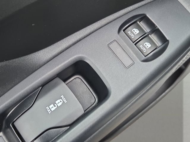 Used 2022 Bright White Ram Base image 12