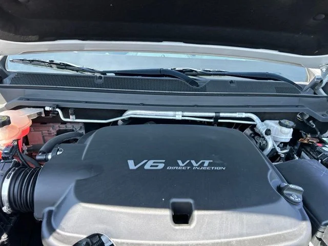 Used 2019 White GMC Denali image 34