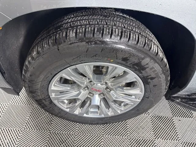 Used 2024 Sterling Metallic GMC Denali image 10
