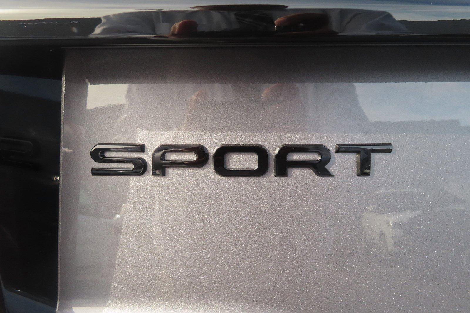 Used 2023 Eiger Grey Metallic Land Rover SE image 37