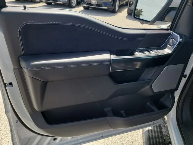 New 2026 Avalanche Ford Platinum image 16