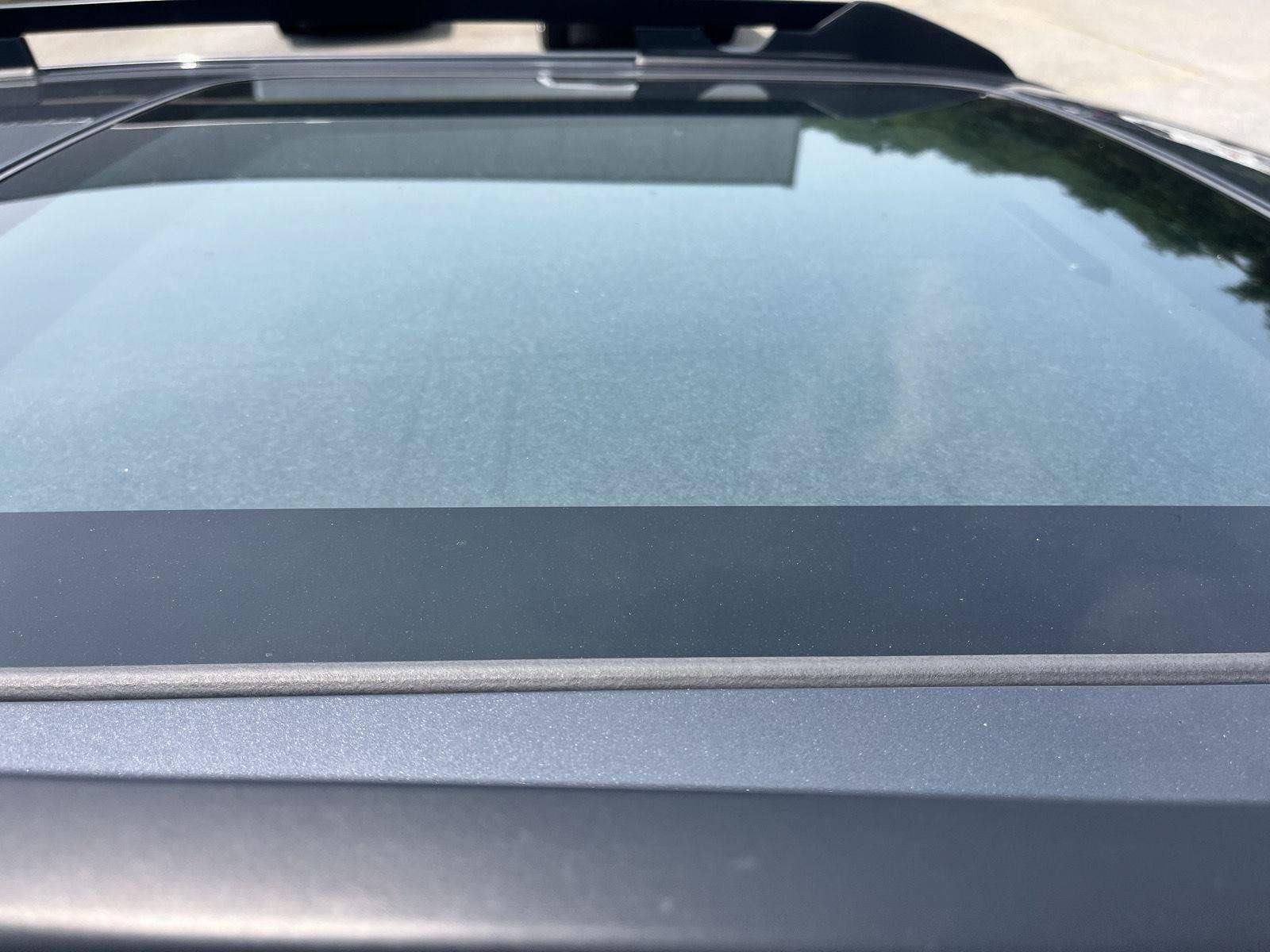 Used 2025 Magnetite Gray Metallic Subaru Limited image 9
