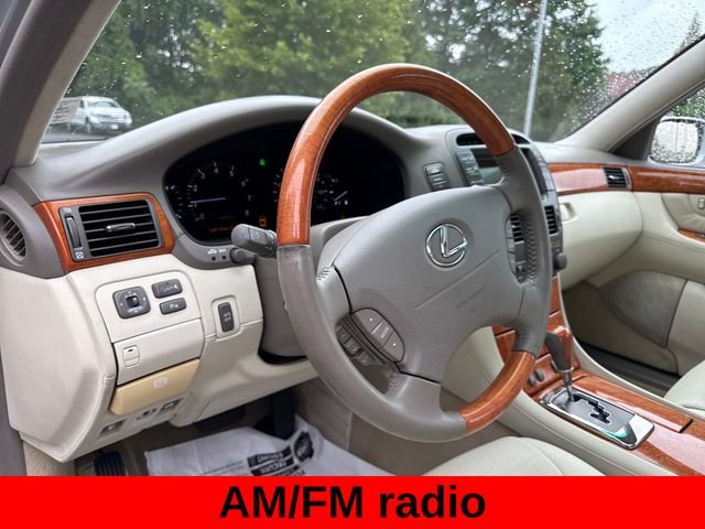 Used 2004 Silver Lexus 430 image 11