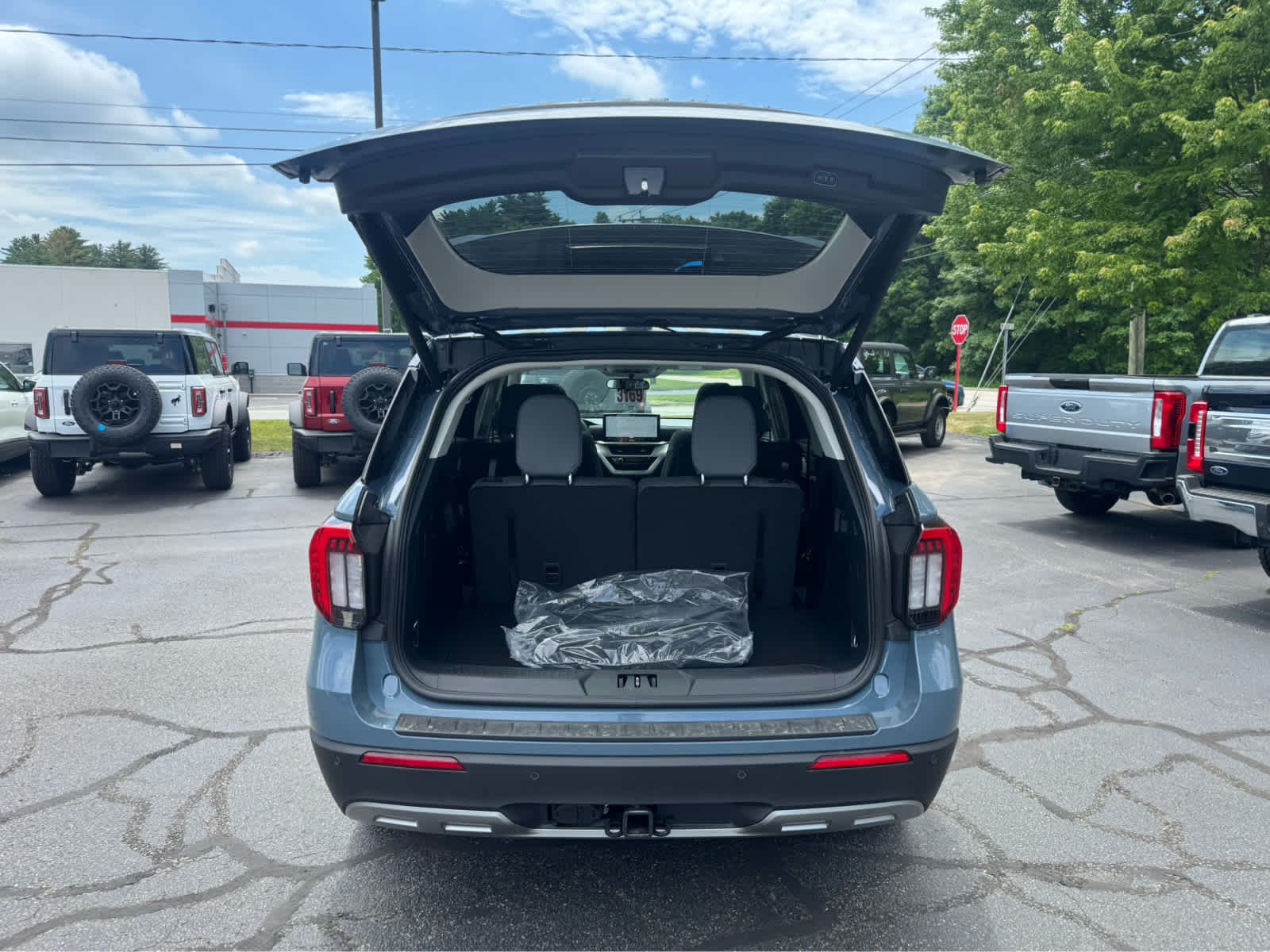 New 2026 Vapor Blue Metallic Ford Active w/200A Pkg image 5