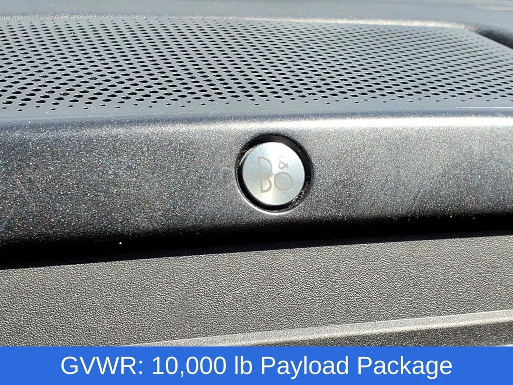 Used 2020 Black Ford Lariat image 16