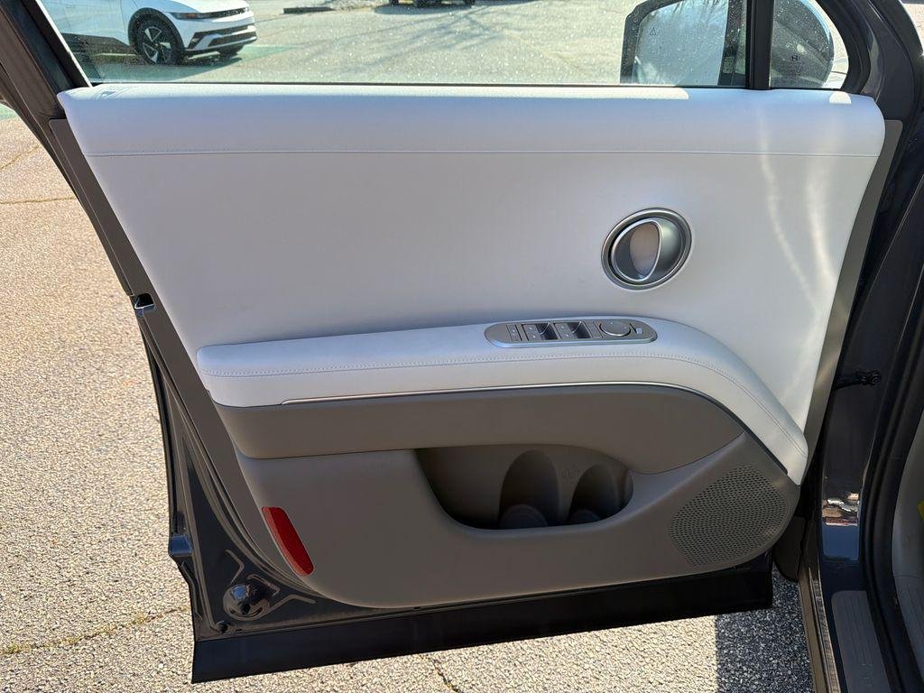 New 2026 Gray Hyundai SEL FWD image 10