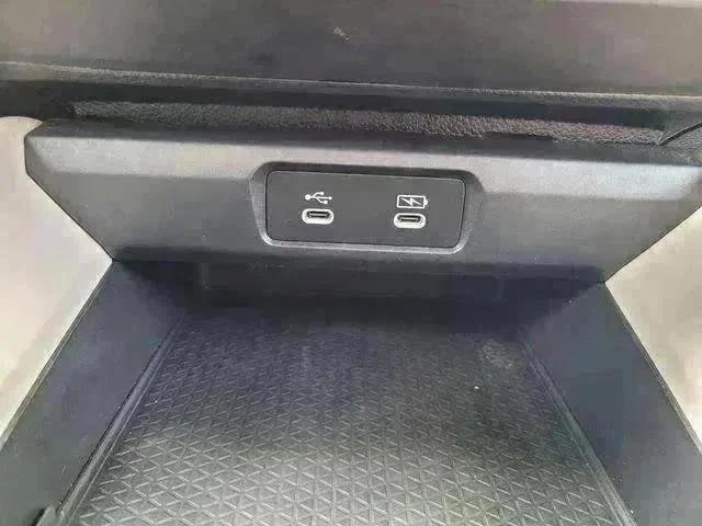 Used 2024  Honda EX image 26