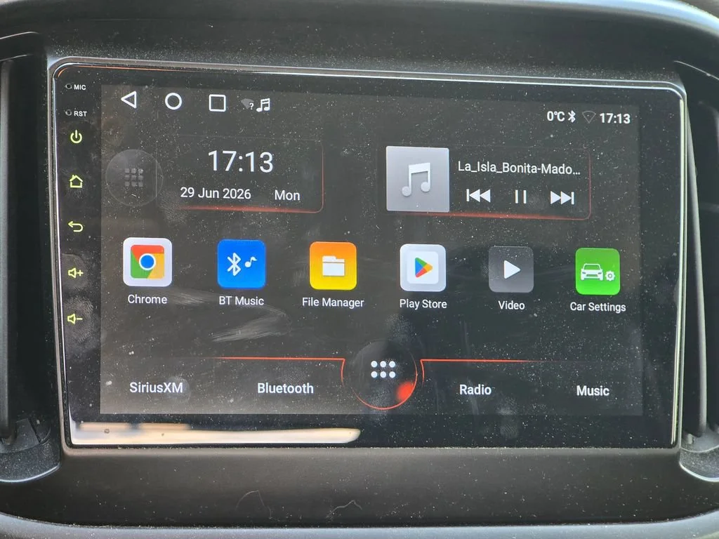 Certified Used 2017 ONYX BLACK GMC 4WD image 7