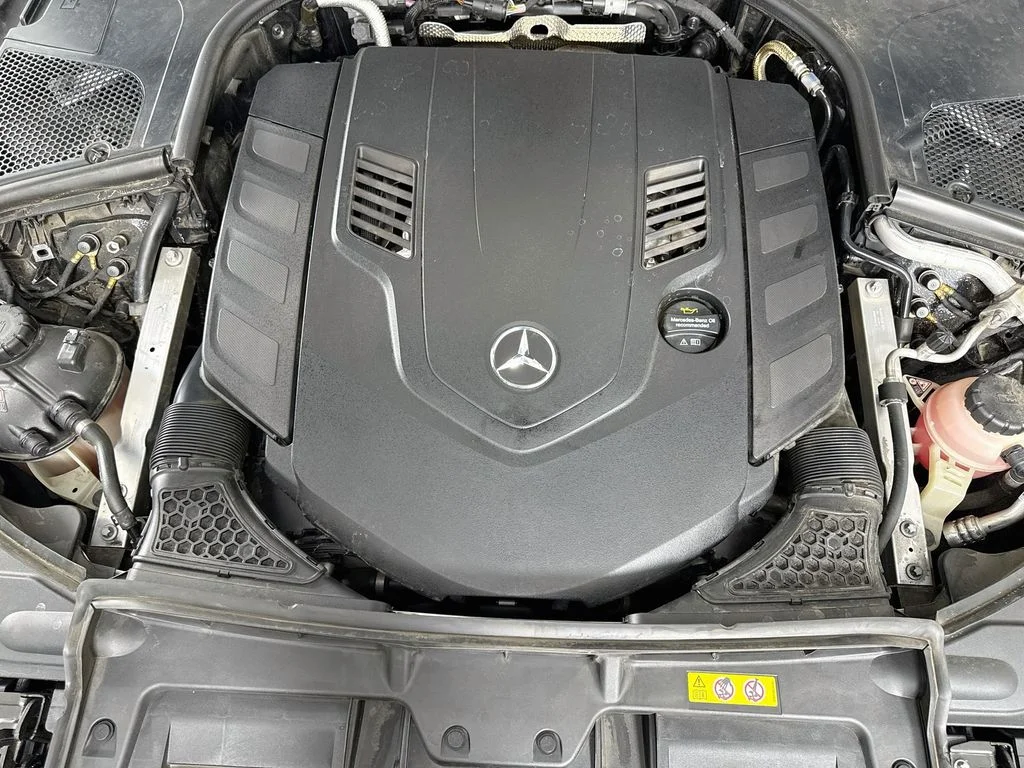 Used 2023 Black Mercedes-Benz S 580 image 30