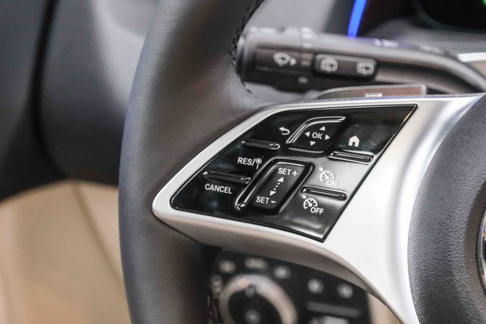 New 2026 Polar White Mercedes-Benz GLB 250 image 63