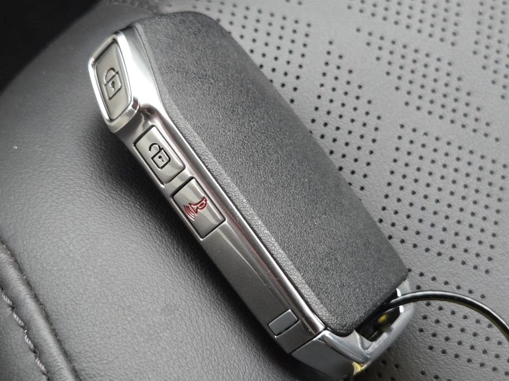 Used 2024 Snow White Pearl Kia LX image 35
